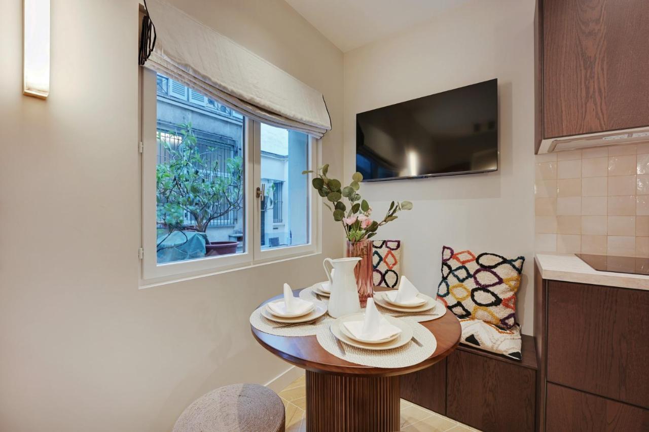 Superbe T2 Opera Cadet Apartment Paris Bagian luar foto